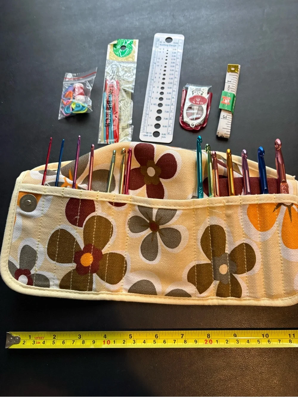 Canvas Floral Needle & Tool Organizer Pouch in Cream and Brown